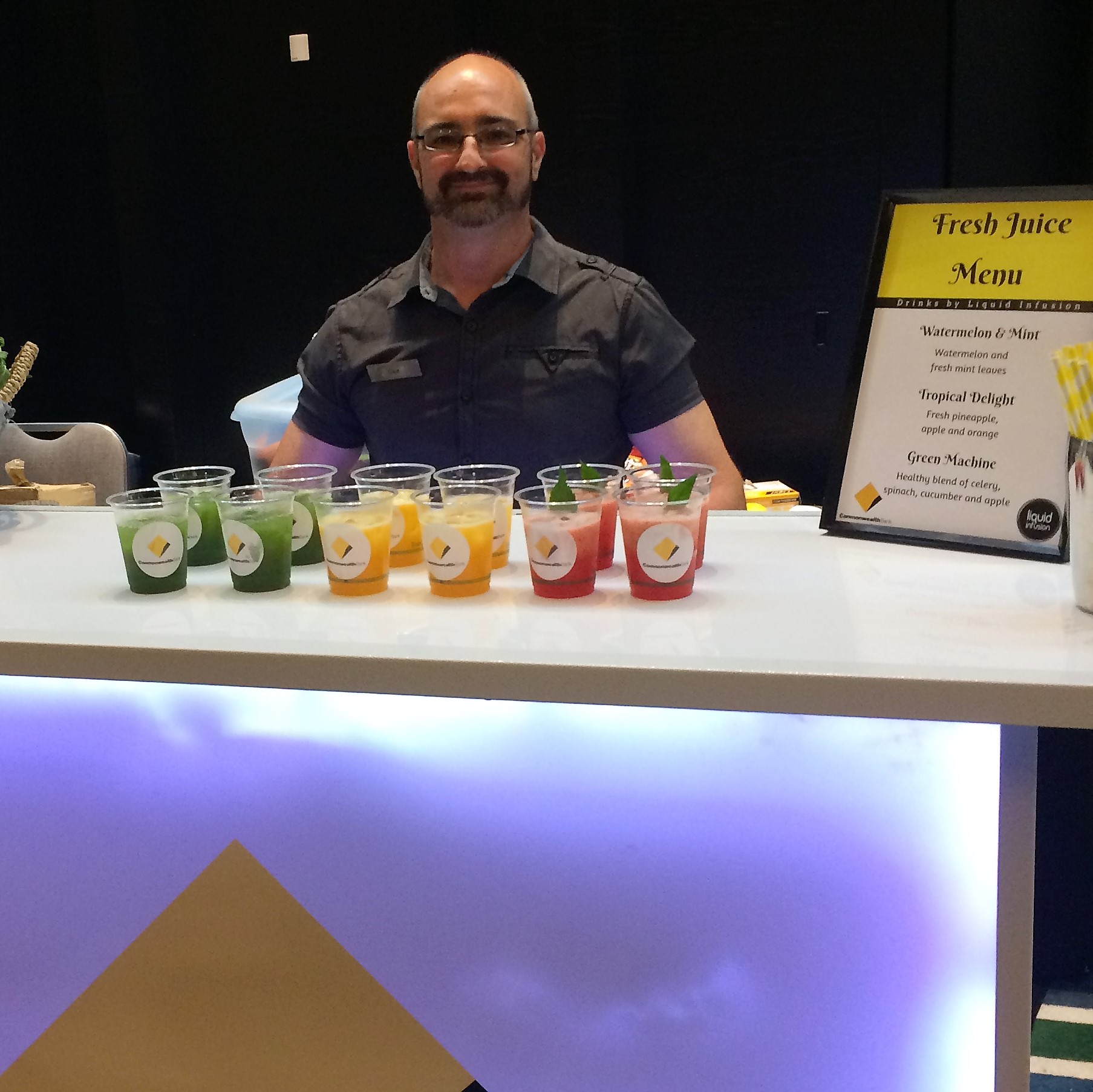 juice-bar-with-clint-2-.jpg